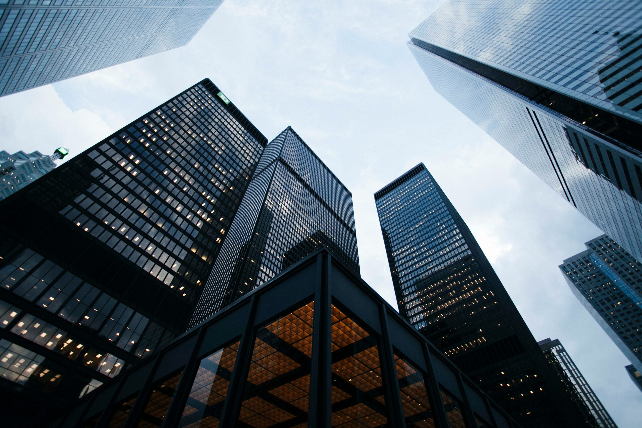 Commercial lease drafting and review at Woodbine Legal Services